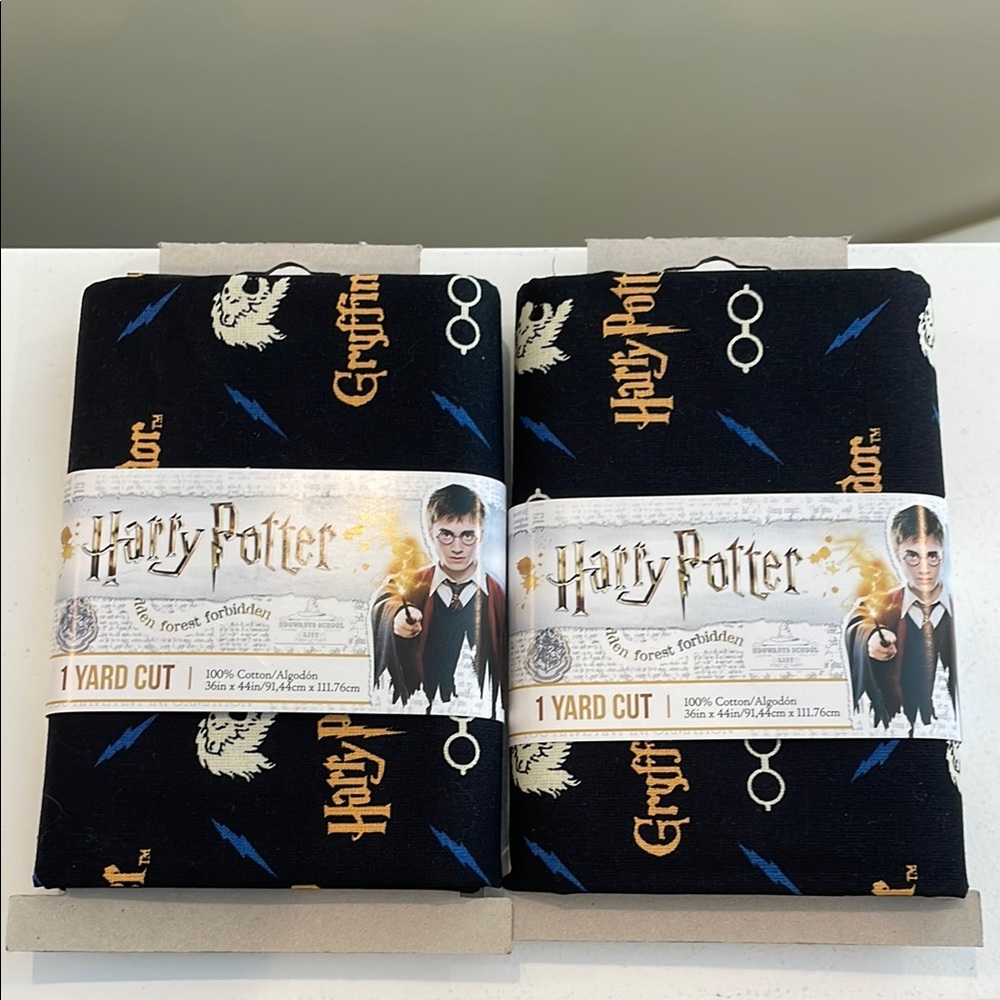 New 2 pk of Harry Potter GRYFFINDOR LION Precut Sewing and Craft Fabric